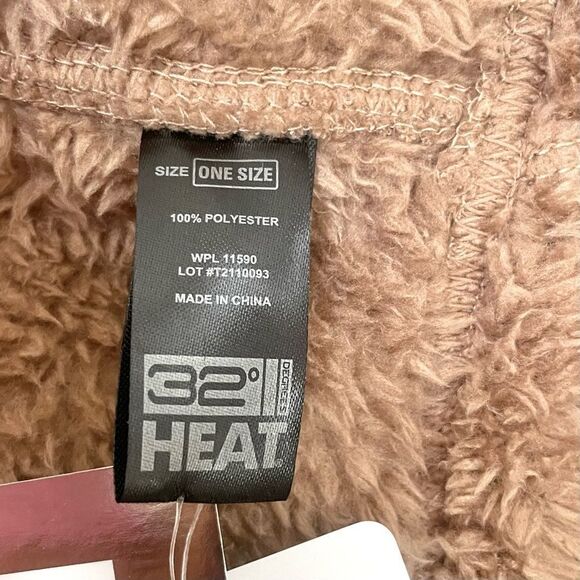 32 Degrees Plush Sherpa Infinity Scarf - Picture 7 of 8